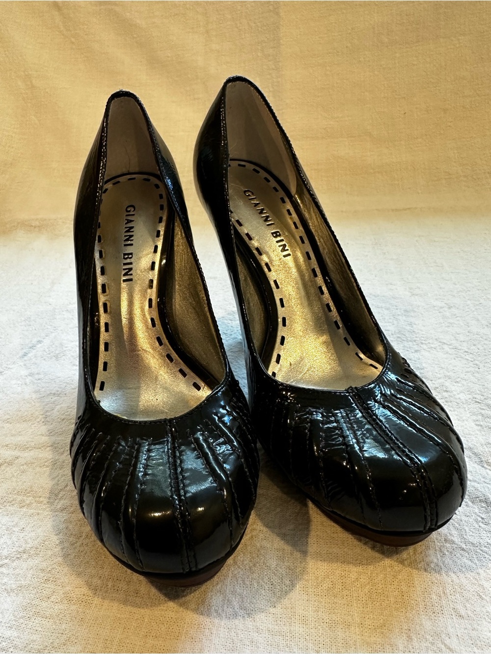 Gianni Bini Black Patent Pleated Round-Toe Pumps